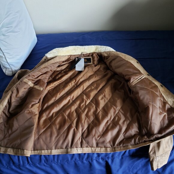 John Dutton Yellowstone Season 3 Jacket - Picture 2 of 2